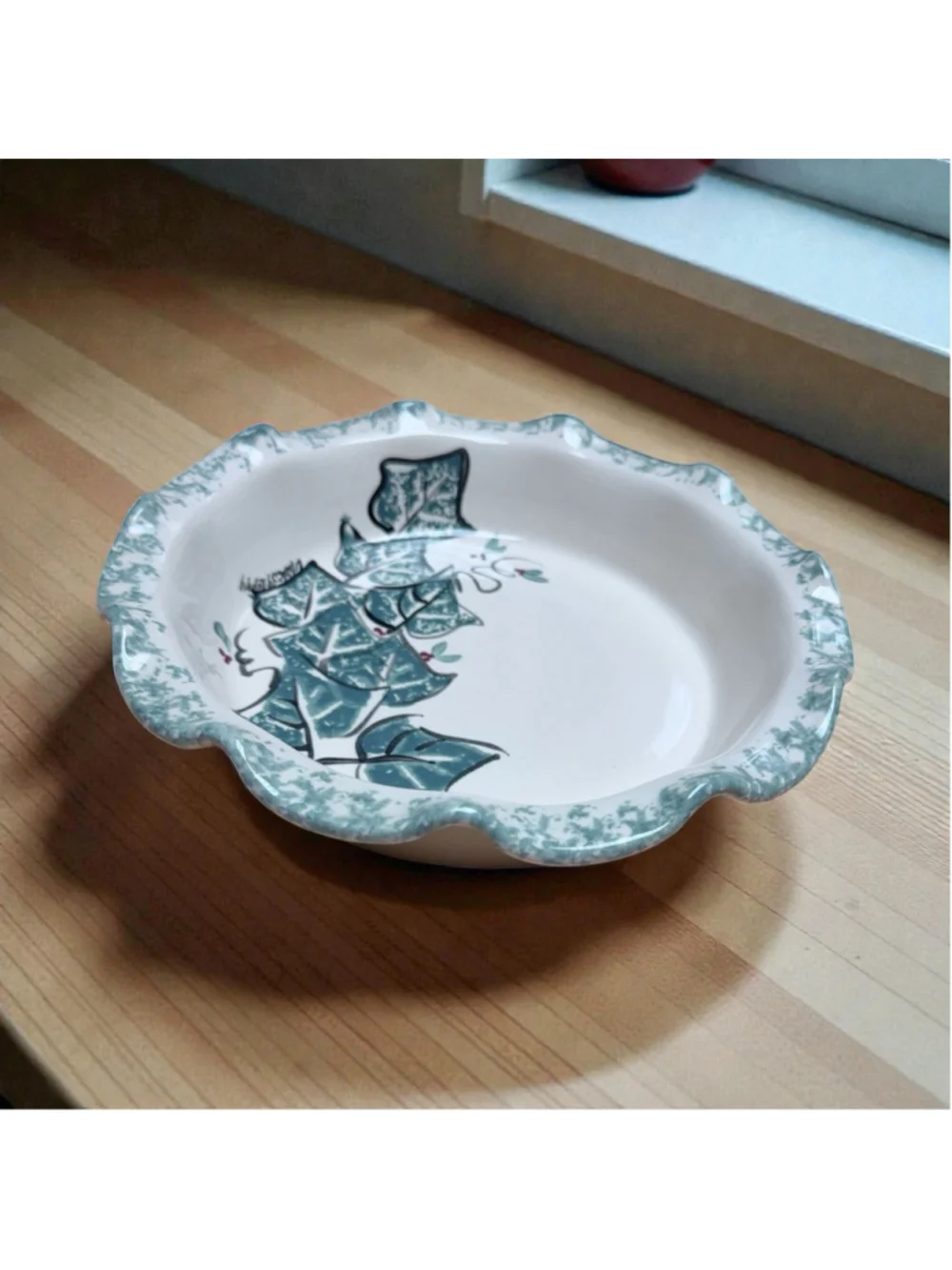 Ellis Pottery Hand Painted Ivy Serving Bowl Texas Studio Pottery Holly & Berries